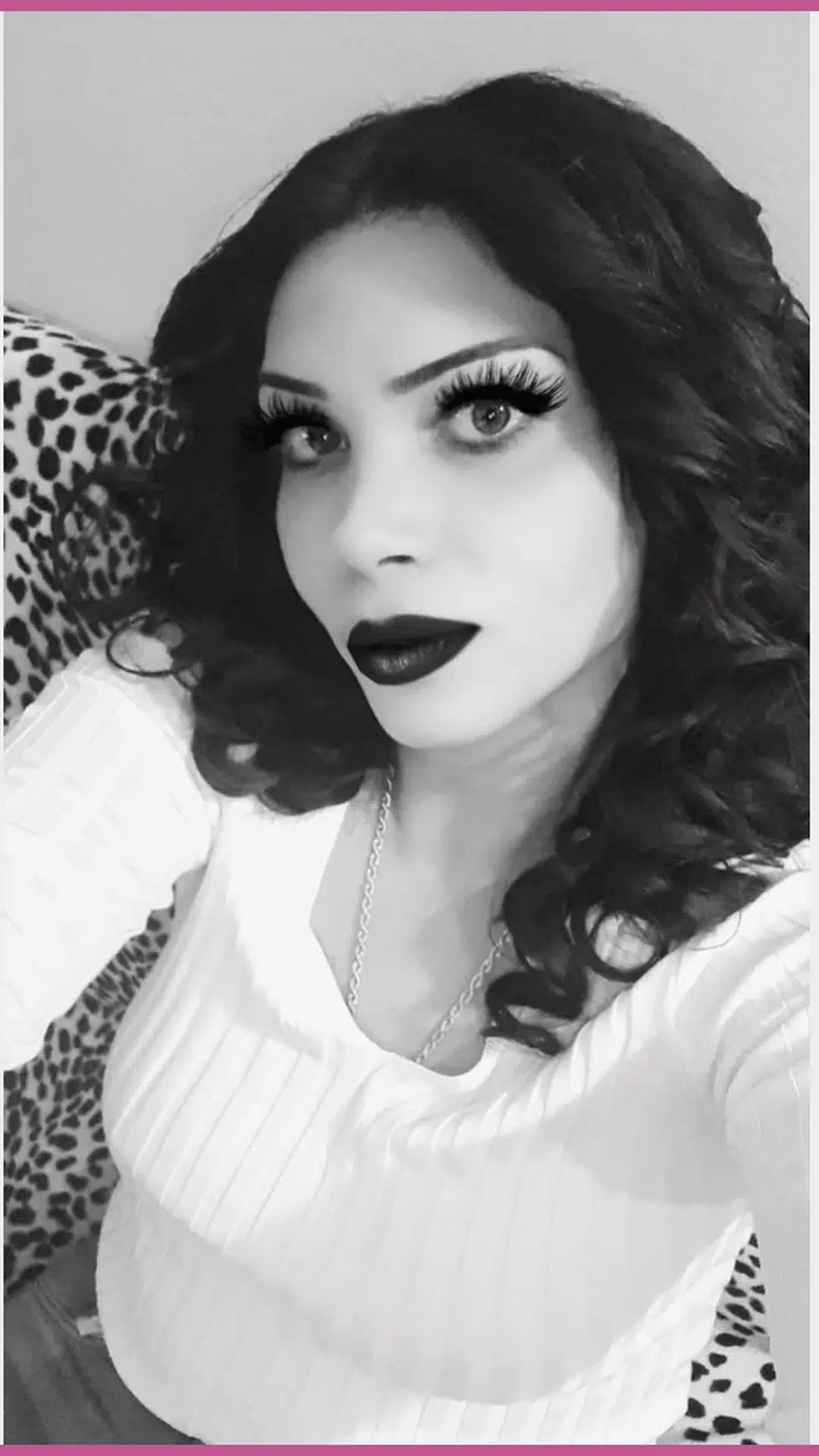 Muğla escort makalesi için kütüphane görseli 19, 01 portre