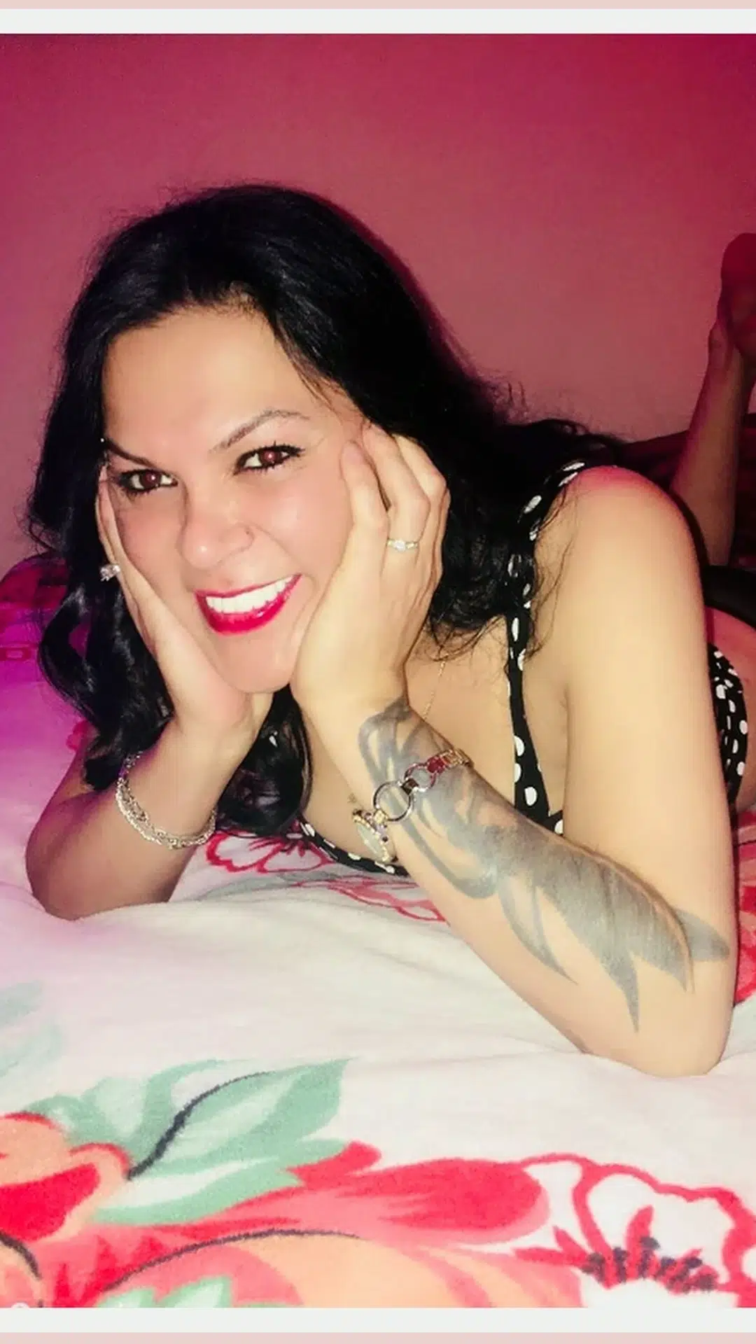 Muğla escort makalesi için kütüphane görseli 3, 01 portre